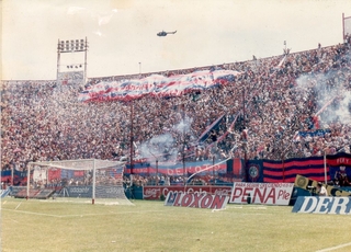 hinchada de san lorenzo en la quema